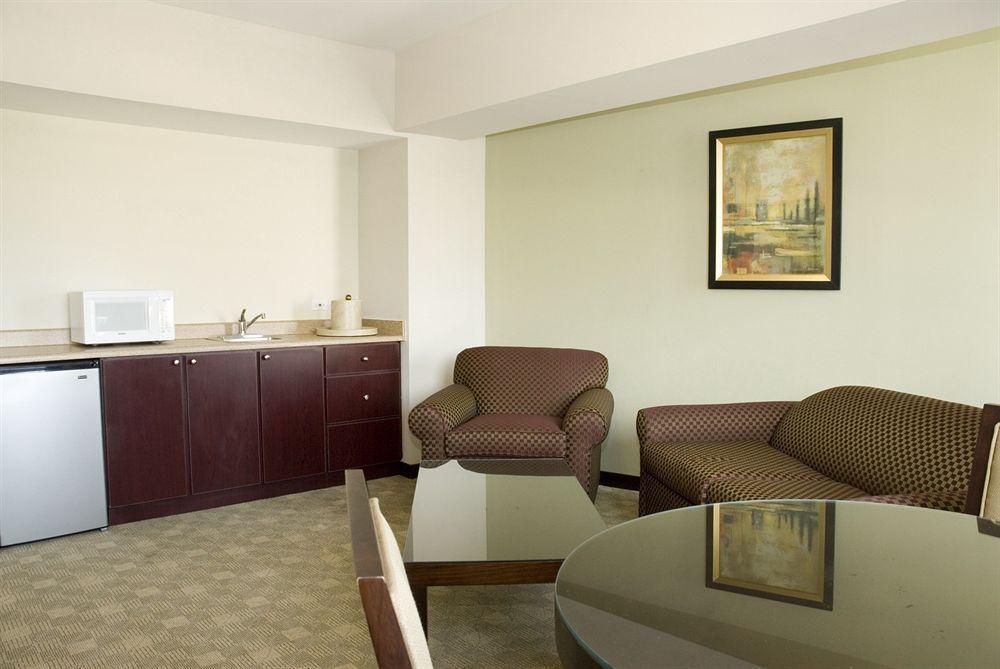San Miguel Plaza Hotel ซานฮวน ห้อง รูปภาพ